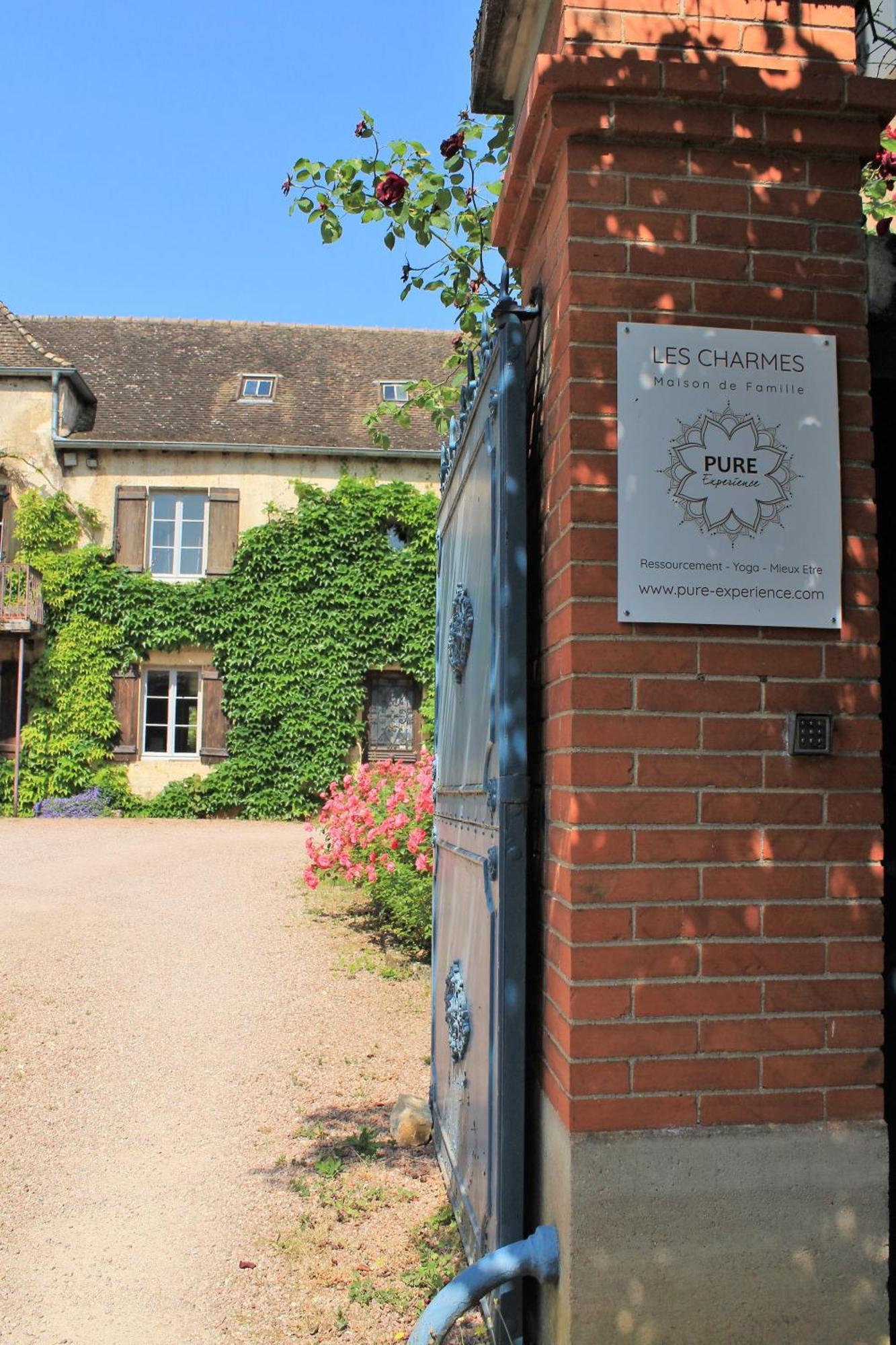 Les Charmes Jugy Exterior foto